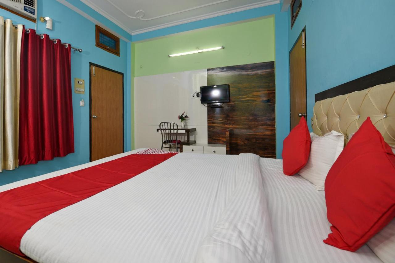 Oyo 4409 Hotel Chaitanya Inn Varanasi Exterior foto
